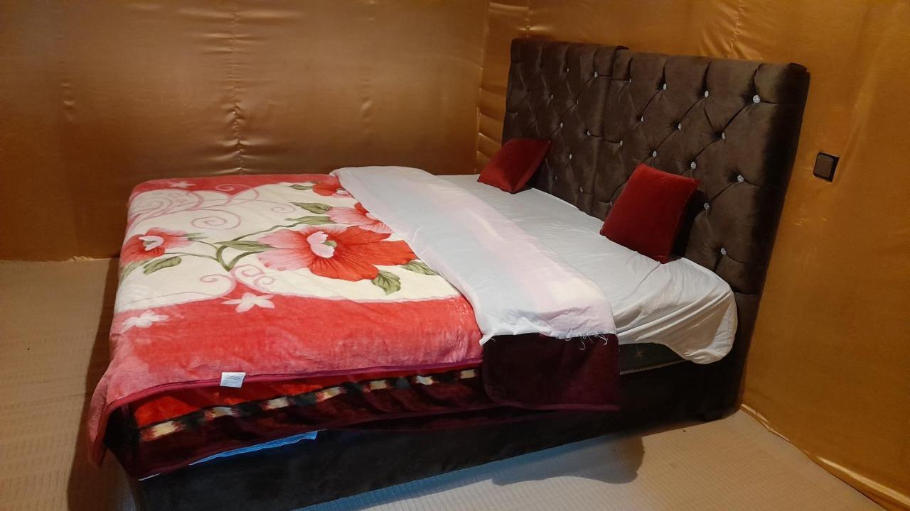 Luxury Trek Desert Camp Merzouga Εξωτερικό φωτογραφία